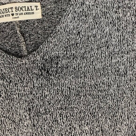 Urban Outfitters Project Social T Top T-shirt Heathered knit V-neck Gray XS - Picture 11 of 16